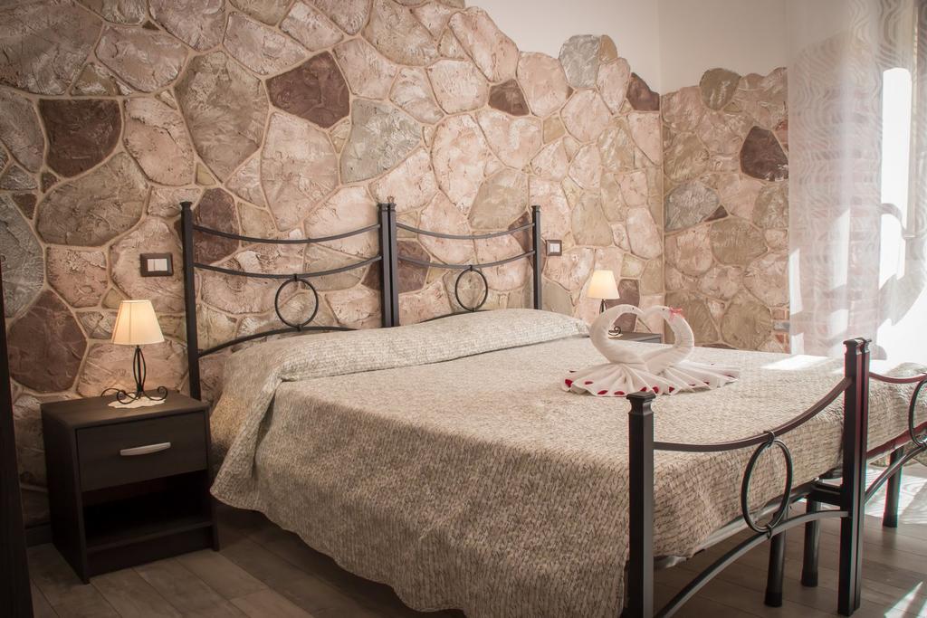 Rocca Pinta Guest House Альгеро Екстер'єр фото